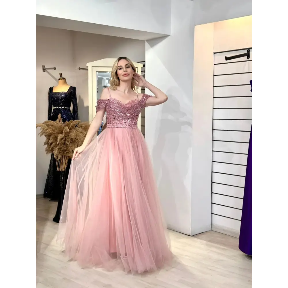 Abendkleid Mere in Rosa – elegantes Ballkleid mit Glitzer-Oberteil für Abiball & Hochzeiten bei Miss LIMA in Hanau.