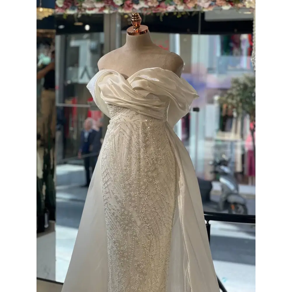 Brautkleid-Damla-weiss